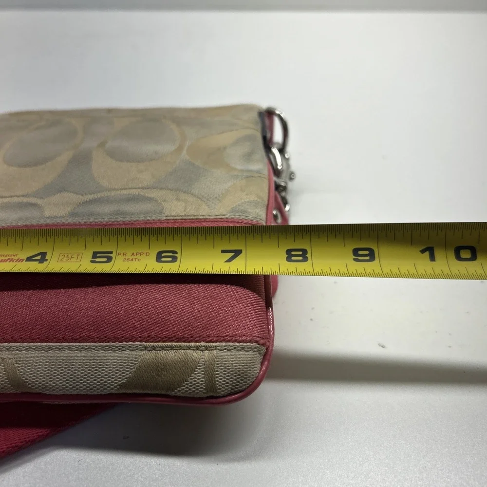 Coach Signature C Crossbody Bag Pink Khaki Canvas Leather Shoulder‎ Purse